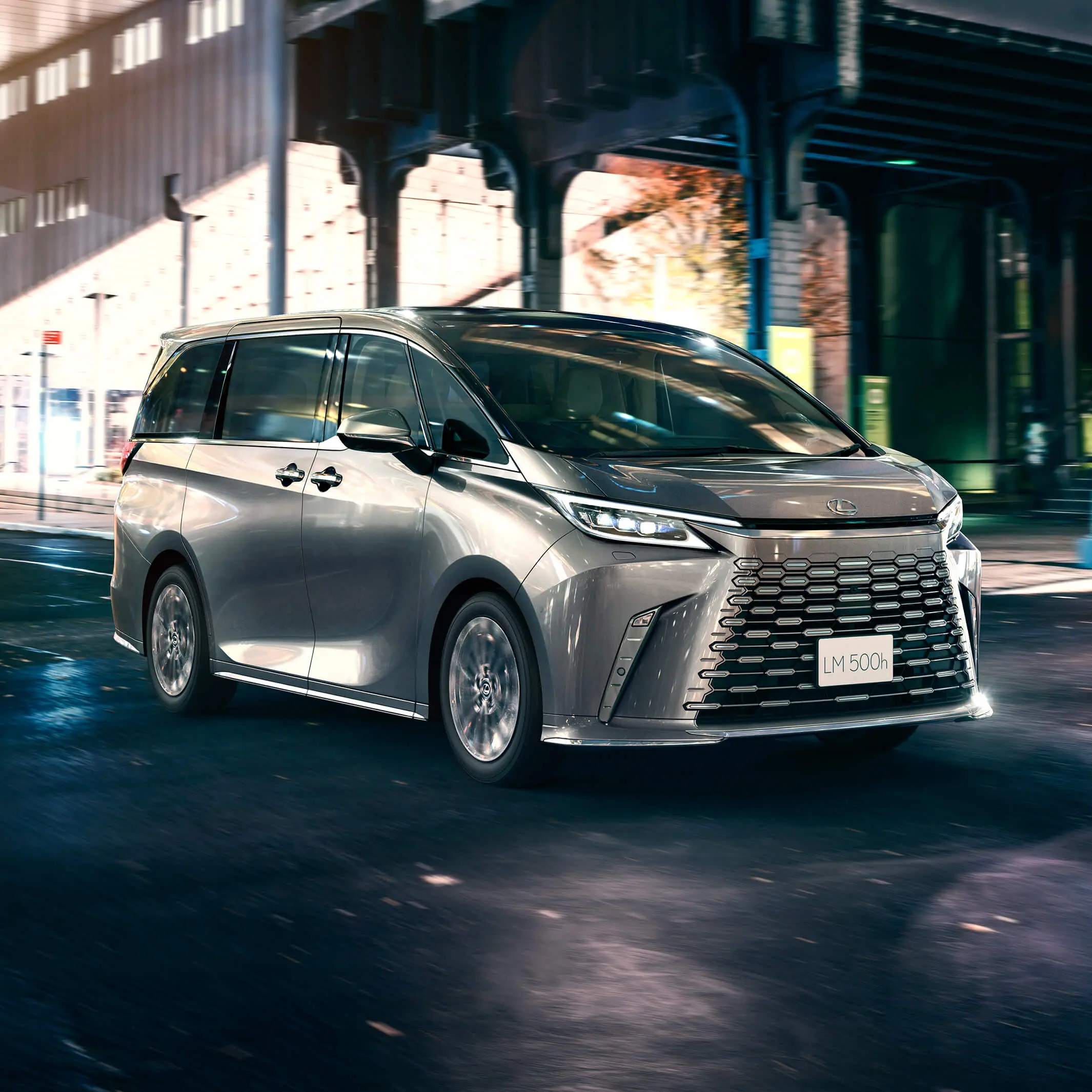 レクサスLM売れ行きが大苦戦？2000万円の壁とは