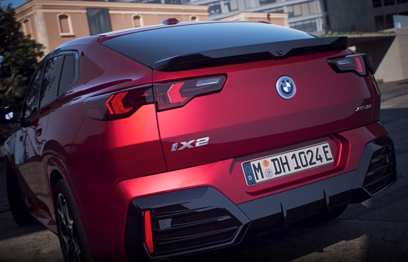 BMW X2が不人気な本当の理由7選｜失敗しない選び方も解説