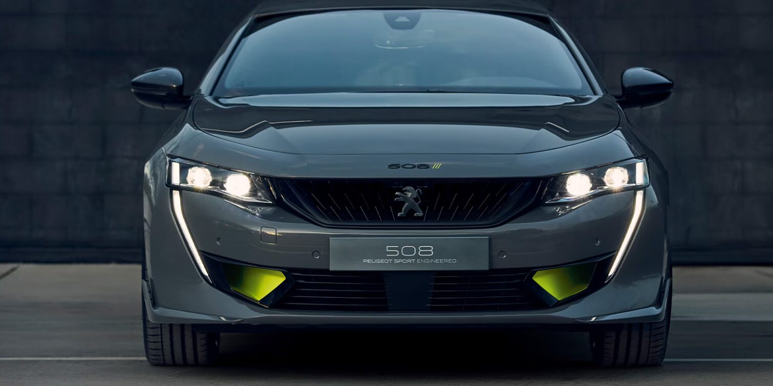 プジョー508のエンジントラブル完全ガイド｜原因・修理費・予防策まで