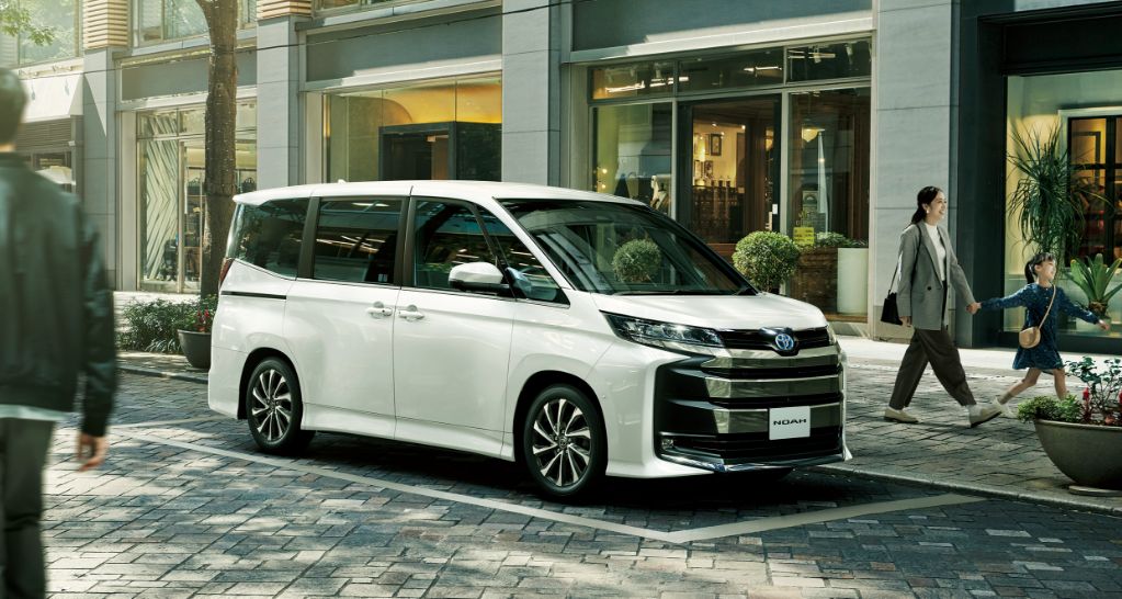 4人家族に最適なスライドドア付き車10選【2025年最新版】