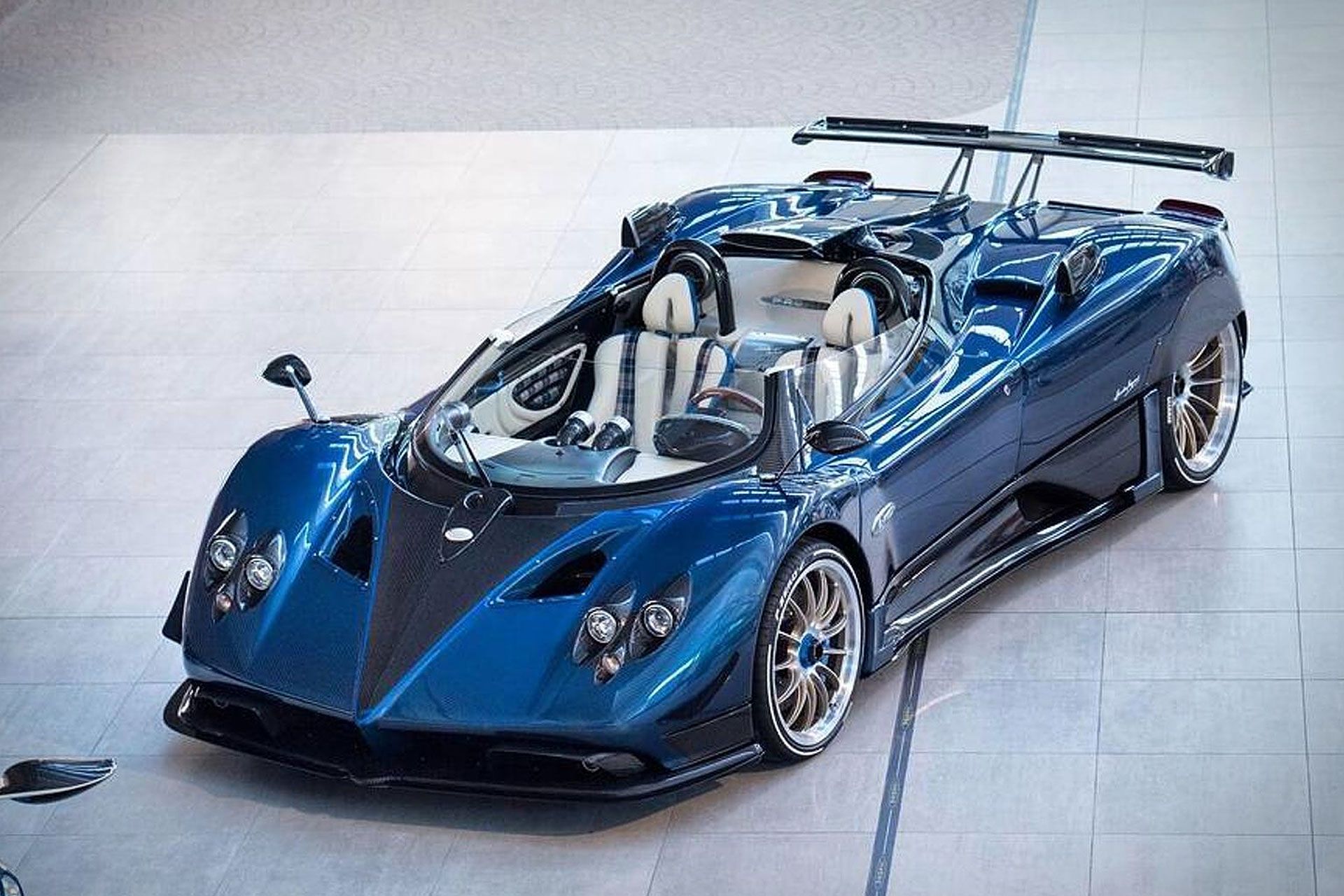 世界一高い車は2000億円!? 驚きの金額と実在モデルを全解説